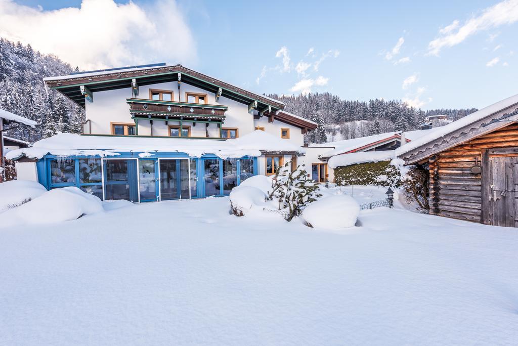 Pension Restaurant Dorfalm Leogang Esterno foto