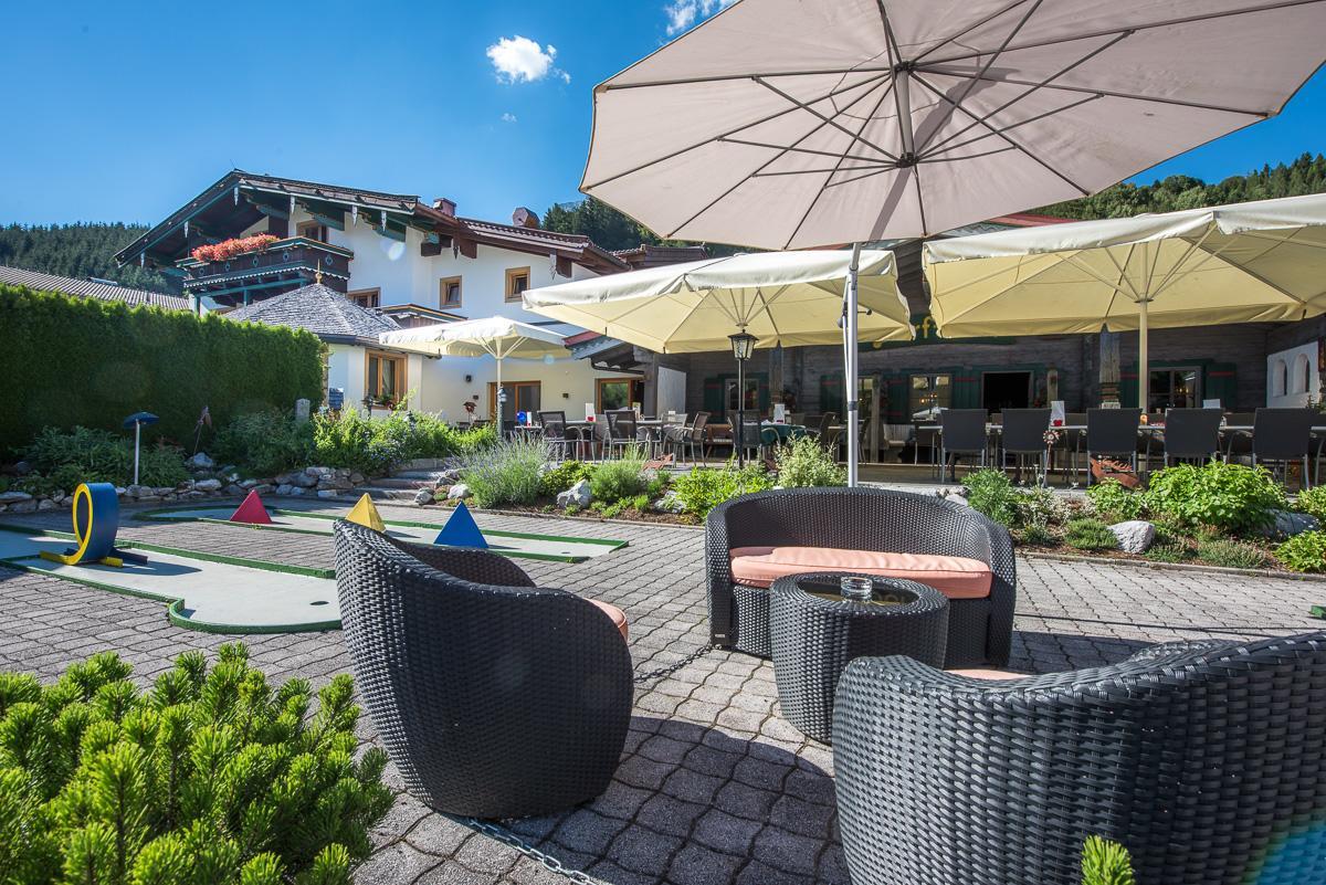 Pension Restaurant Dorfalm Leogang Esterno foto