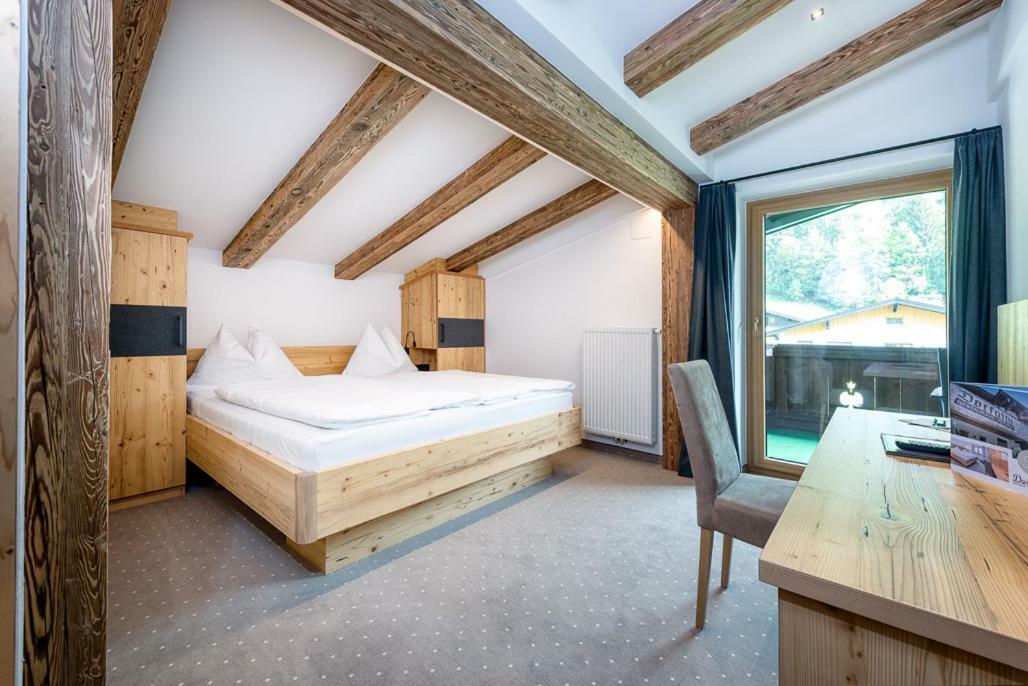 Pension Restaurant Dorfalm Leogang Esterno foto